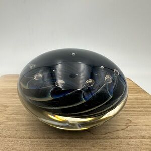 1990 Black Sheep Glass Blue Swirl Controlled Bubbles Paperweight 4” Wide